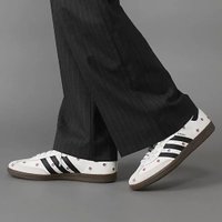 【アディダス オリジナルス/adidas Originals】のSAMBA OG W 人気、トレンドファッション・服の通販 founy(ファニー) ファッション Fashion レディースファッション Fashion for Women クラシック Classic, Timeless Style サッカー Seersucker, Summer Fabric シューズ Shoes, Footwear 定番 Standard, Basic Item |ID:prp329100004273035