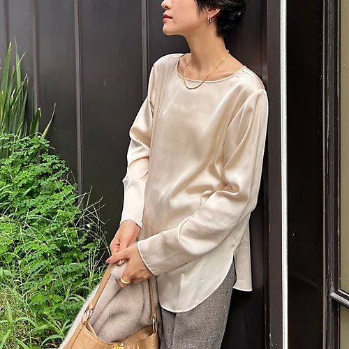 【ノーリーズ/NOLLEY'S】のリラックスサテン長袖Tブラウス インテリア・キッズ・メンズ・レディースファッション・服の通販 founy(ファニー) https://founy.com/ ファッション Fashion レディースファッション WOMEN トップス・カットソー Tops/Tshirt シャツ/ブラウス Shirts/Blouses 2024年 2024 2024-2025秋冬・A/W Aw/Autumn/Winter/Fw/Fall/2024-2025 おすすめ Recommend インナー Inner サテン Satin ジャケット Jacket ストレッチ Stretch スリット Slit プレート Plate リラックス Relax 長袖 Long Sleeve |ID: prp329100004286234 ipo3291000000031712394