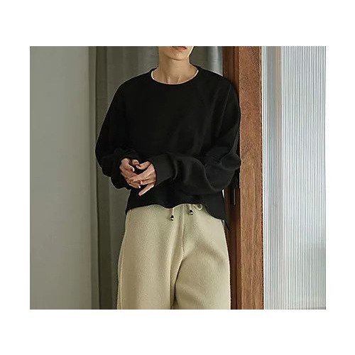 【マージュール/marjour】のBACK OPEN SWEAT インテリア・キッズ・メンズ・レディースファッション・服の通販 founy(ファニー) 　ファッション　Fashion　レディースファッション　Fashion for Women　トップス・カットソー　Cut & Sew Tops　レディースパーカー・カジュアルフーディー　Casual Hoodies & Sweatshirts　スウェット・クルーネックトップス　Sweatshirts & Crewnecks / Relaxed Fit Sweat Tops　インナー　Innerwear　キャミソール　Camisole, Spaghetti Strap Top　シンプル　Simple, Minimal　スウェット / スエット　Sweatshirt, Sweatwear　ストレッチ　Stretch, Stretchy Fabric　冬　Winter / This Winter　夏　Summer　春　Spring　S/S・春夏　SS, Spring/Summer, Warm Season　長袖　Long Sleeve, Full Sleeve　BLACK|ID: prp329100004293947 ipo3291000000036313621