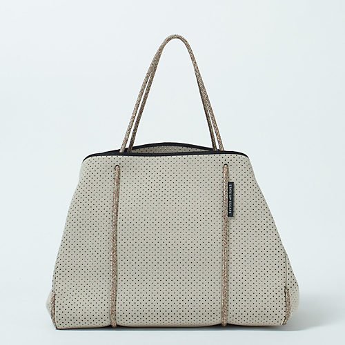 【ステイトオブエスケープ/STATE OF ESCAPE】のESCAPE CARRYALL 人気、トレンドファッション・服の通販 founy(ファニー) 　ファッション　Fashion　レディースファッション　WOMEN　エレガント 上品　Elegant　シンプル　Simple　トレンド　Trend　ポーチ　Pouch　人気　Popularity　旅行　Travel　 other-1|ID: prp329100004302402 ipo3291000000029829208