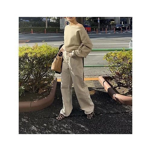 【アッパー ハイツ/upper hights】のCROPPED SWEAT 人気、トレンドファッション・服の通販 founy(ファニー) 　ファッション　Fashion　レディースファッション　Fashion for Women　トップス・カットソー　Cut & Sew Tops　レディースパーカー・カジュアルフーディー　Casual Hoodies & Sweatshirts　スウェット・クルーネックトップス　Sweatshirts & Crewnecks / Relaxed Fit Sweat Tops　キャミ　Camisole, Cami Top　タンク　Tank Top, Sleeveless Top　洗える　Machine Washable　other-3|ID: prp329100004305606 ipo3291000000033330883