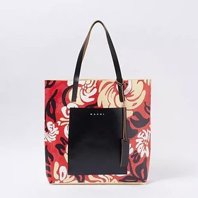 【マルニ/MARNI】 PVCトートバッグ人気、トレンドファッション・服の通販 founy(ファニー) ファッション Fashion レディースファッション WOMEN バッグ Bag コレクション Collection フロント Front プリント Print ポケット Pocket 軽量 Lightweight |ID:prp329100004311789