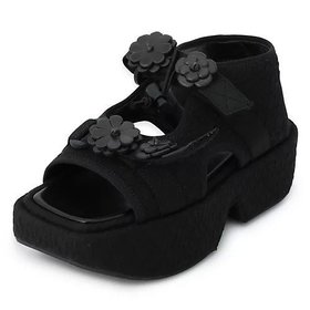 【セシリー バンセン/CECILIE BAHNSEN】 MAY SANDAL FLORAL MATELASSE人気、トレンドファッション・服の通販 founy(ファニー) ファッション Fashion レディースファッション WOMEN 2023年 2023 2023春夏・S/S Ss,Spring/Summer,2023 ガーリー Girly クール Cool サンダル Sandals フラワー Flower 今季 This Season |ID:prp329100004317660