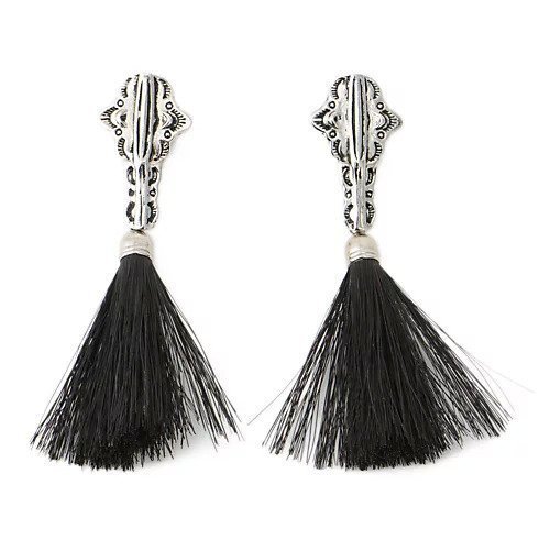 【トーガ トゥ/TOGA TOO】のMetal fringe earrings インテリア・キッズ・メンズ・レディースファッション・服の通販 founy(ファニー) https://founy.com/ ファッション Fashion レディースファッション WOMEN ジュエリー Jewelry リング Rings イヤリング Earrings 2024年 2024 2024春夏・S/S Ss,Spring/Summer,2024 イヤリング Earrings シンプル Simple フリンジ Fringe 定番 Standard |ID: prp329100004317803 ipo3291000000029945667