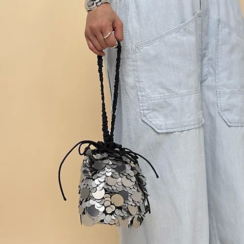 【マーレット/MERLETTE】のDeco Embellished Pouch 人気、トレンドファッション・服の通販 founy(ファニー) 　ファッション　Fashion　レディースファッション　Ladies' Fashion Online　ギャザー　Gather　スパンコール　Sequins　ドローコード　Draw Cord　リボン　Ribbon　巾着　Purse　other-3|ID: prp329100004319050 ipo3291000000032618284