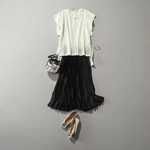 【マーレット/MERLETTE】のDeco Embellished Pouch 人気、トレンドファッション・服の通販 founy(ファニー) 　ファッション　Fashion　レディースファッション　Fashion for Women　ギャザー　Gathered, Ruffled　スパンコール　Sequins, Sequin Embellishment　ドローコード　Drawcord, Drawstring Cord　リボン　Ribbon, Bow　巾着　Drawstring Bag, Kinchaku　other-2|ID: prp329100004319050 ipo3291000000034898819