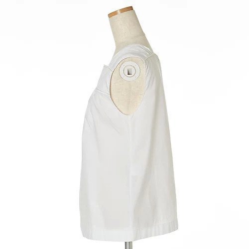 【マルニ/MARNI】のノースリーブブラウス 人気、トレンドファッション・服の通販 founy(ファニー) 　ファッション　Fashion　レディースファッション　Fashion for Women　トップス・カットソー　Cut & Sew Tops　キャミソール&ノースリーブ　Camisoles & Sleeveless Tops　シャツ・ブラウス・オフィスカジュアル　Elegant Blouses & Button-Ups　ギャザー　Gathered, Ruffled　スクエア　Square, Square Shape　ノースリーブ　Sleeveless, No-Sleeve　洗える　Machine Washable　other-2|ID: prp329100004320500 ipo3291000000036310321