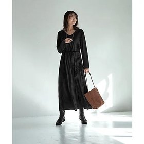 【スタイルデリ/STYLE DELI】 ストライプベロアワンピース人気、トレンドファッション・服の通販 founy(ファニー) ファッション Fashion レディースファッション Fashion for Women ワンピース Dresses インナー Innerwear 春 Spring キャップ Cap, Baseball Cap シアー Sheer, See-Through ジャケット Jacket, Outerwear スタイリッシュ Stylish, Fashionable ストライプ Stripe, Striped Pattern スニーカー Sneakers, Trainers スリット Slit, Slit Detail セットアップ Set-Up, Coordinated Outfit タートル Turtleneck, Turtle Collar ダウン Down, Puffer デコルテ Décolleté, Neckline デニム Denim, Jeans Material ドレス Dress, One-Piece 定番 Standard, Basic Item なめらか Smooth, Silky Texture バランス Balance, Style Balance フォルム Silhouette, Form ベロア Velour, Soft Velvet ポケット Pocket, Pocket Detail 無地 Plain, Solid Color ループ Loop, Loop Knit ロング Long, Long-Length A/W・秋冬 Autumn/Winter 旅行 Travel エレガント 上品 Elegant |ID:prp329100004322219