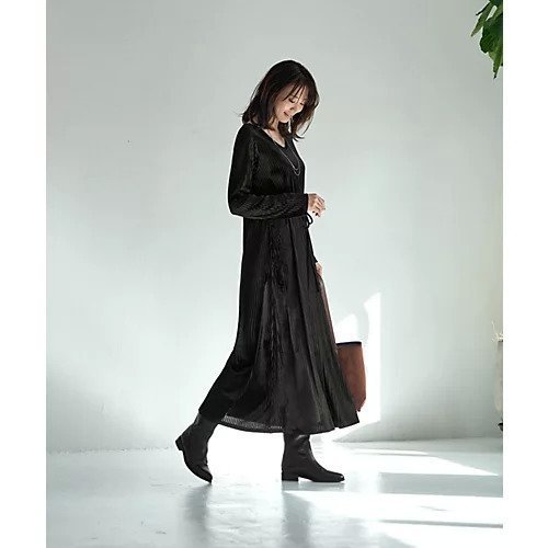 【スタイルデリ/STYLE DELI】のストライプベロアワンピース 人気、トレンドファッション・服の通販 founy(ファニー) 　ファッション　Fashion　レディースファッション　Fashion for Women　ワンピース　Dresses　インナー　Innerwear　春　Spring　キャップ　Cap, Baseball Cap　シアー　Sheer, See-Through　ジャケット　Jacket, Outerwear　スタイリッシュ　Stylish, Fashionable　ストライプ　Stripe, Striped Pattern　スニーカー　Sneakers, Trainers　スリット　Slit, Slit Detail　セットアップ　Set-Up, Coordinated Outfit　タートル　Turtleneck, Turtle Collar　ダウン　Down, Puffer　デコルテ　Décolleté, Neckline　デニム　Denim, Jeans Material　ドレス　Dress, One-Piece　定番　Standard, Basic Item　なめらか　Smooth, Silky Texture　バランス　Balance, Style Balance　フォルム　Silhouette, Form　ベロア　Velour, Soft Velvet　ポケット　Pocket, Pocket Detail　無地　Plain, Solid Color　ループ　Loop, Loop Knit　ロング　Long, Long-Length　A/W・秋冬　Autumn/Winter　旅行　Travel　エレガント 上品　Elegant　other-3|ID: prp329100004322219 ipo3291000000034103101