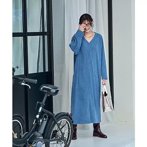 【スタイルデリ/STYLE DELI】のライトコーデュロイVネックワンピース インテリア・キッズ・メンズ・レディースファッション・服の通販 founy(ファニー) https://founy.com/ ファッション Fashion レディースファッション WOMEN ワンピース Dress イエロー Yellow インナー Inner カットソー Cut And Sew クール Cool コーデュロイ Corduroy シアー Sheer スニーカー Sneakers スリット Slit スリーブ Sleeve タートル Turtle デコルテ Decolletage ハイネック High Neck フロント Front ポケット Pocket ループ Loop ロング Long ワイド Wide 冬 Winter 夏 Summer |ID: prp329100004322220 ipo3291000000029990163