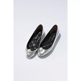 【ピッピシック/Pippichic】 chu chu pearl 2人気、トレンドファッション・服の通販 founy(ファニー) ファッション Fashion レディースファッション Fashion for Women インソール Shoe Insole オケージョン Occasion Wear キルティング Quilted, Quilting デニム Denim, Jeans Material パール Pearl, Pearl Accent ラウンド Round, Round Neck ヴィンテージ Vintage Style |ID:prp329100004322232