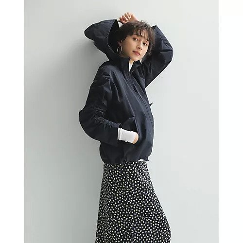 【スアデオ/suadeo】の袖シャーリングブルゾン 人気、トレンドファッション・服の通販 founy(ファニー) 　ファッション　Fashion　レディースファッション　Fashion for Women　アウター　Coat / Outerwear Collection　ブルゾンジャケット・スポーティアウター　Blouson Jackets　シャーリング　Shirring, Ruched　シンプル　Simple, Minimal　スピンドル　Spindle, Drawcord　スポーティ　Sporty, Casual Athletic　ドローコード　Drawcord, Drawstring Cord　バランス　Balance, Style Balance　フィット　Fit, Slim Fit　ブルゾン　Blouson, Bomber Jacket　おすすめ　Recommended / Our Picks　other-2|ID: prp329100004337668 ipo3291000000033049182