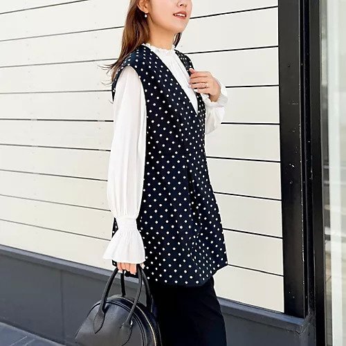 【ノーリーズ/NOLLEY'S】の《セットアップ対応》ウォッシャブルストレッチドットジャガードペプラムジレ 人気、トレンドファッション・服の通販 founy(ファニー) 　ファッション　Fashion　レディースファッション　WOMEN　アウター　Coat Outerwear　トップス・カットソー　Tops/Tshirt　ベスト/ジレ　Gilets/Vests　2025年　2025　2025春夏・S/S　Ss,Spring/Summer,2025　オケージョン　Occasion　シンプル　Simple　ストレッチ　Stretch　セットアップ　Set Up　フォルム　Form　フリル　Frills　ペプラム　Peplum　エレガント 上品　Elegant　人気　Popularity　 other-1|ID: prp329100004343118 ipo3291000000031712713