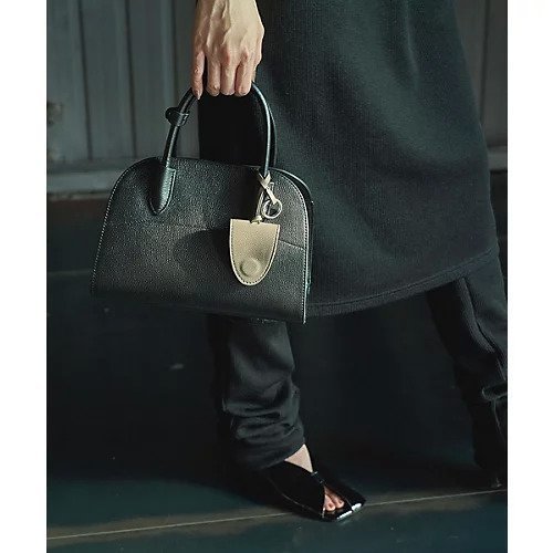 【マージュール/marjour】のMAGNET STRAP インテリア・キッズ・メンズ・レディースファッション・服の通販 founy(ファニー) https://founy.com/ ファッション Fashion レディースファッション Fashion for Women おすすめ Recommended / Our Picks マグネット Magnet, Magnetic Closure メガネ Glasses, Eyewear ラップ Wrap, Wrap Design |ID: prp329100004349286 ipo3291000000030369986