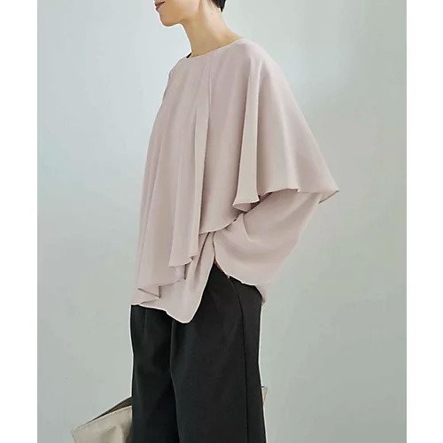 【スタイルデリ/STYLE DELI】の【LUXE】縦シボ片側ケープブラウス インテリア・キッズ・メンズ・レディースファッション・服の通販 founy(ファニー) 　ファッション　Fashion　レディースファッション　Fashion for Women　トップス・カットソー　Cut & Sew Tops　シャツ・ブラウス・オフィスカジュアル　Elegant Blouses & Button-Ups　春　Spring　ジャケット　Jacket, Outerwear　ジョーゼット　Georgette, Semi-Sheer Fabric　チュニック　Tunic, Long Top　ドレープ　Drape, Draping Fabric　ポケット　Pocket, Pocket Detail　A/W・秋冬　Autumn/Winter　エクリュ|ID: prp329100004352369 ipo3291000000035819837