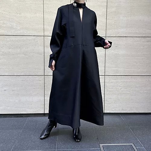 【ハルノブムラタ/HARUNOBUMURATA】のELIANA(ボタンワンピース) 人気、トレンドファッション・服の通販 founy(ファニー) ファッション Fashion レディースファッション Fashion for Women ワンピース Dresses 2023年 2023 2023-2024秋冬・A/W Autumn/Winter 2023–24 AW23–24 シルク Silk, 100% Silk シルバー Silver, Metallic Silver ジュエリー Jewelry, Accessories スリット Slit, Slit Detail フォルム Silhouette, Form ポケット Pocket, Pocket Detail other-3|ID: prp329100004358563 ipo3291000000031805109