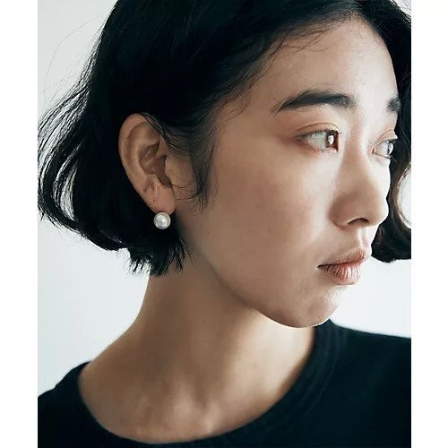 【マージュール/marjour】の[SURGICAL]PEARL PIERCE インテリア・キッズ・メンズ・レディースファッション・服の通販 founy(ファニー) https://founy.com/ ファッション Fashion レディースファッション Fashion for Women おすすめ Recommended / Our Picks カットソー Cut and Sewn Top シンプル Simple, Minimal スウェット / スエット Sweatshirt, Sweatwear パール Pearl, Pearl Accent |ID: prp329100004375037 ipo3291000000033286291