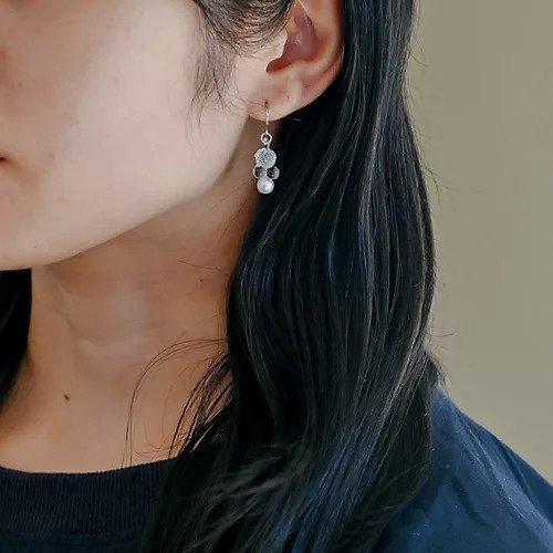 【ハリオ ランプワーク ファクトリー/Hario Lampwork Factory】のピアス グレア FP インテリア・キッズ・メンズ・レディースファッション・服の通販 founy(ファニー) https://founy.com/ ファッション Fashion レディースファッション WOMEN ガラス Glass パール Pearl フォルム Form |ID: prp329100004376898 ipo3291000000030581972