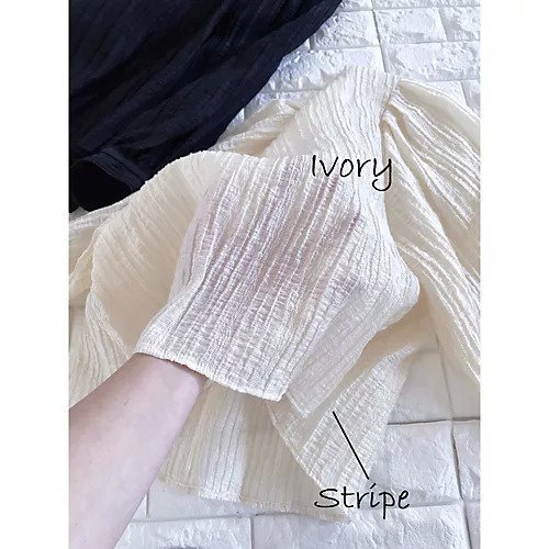 【エムセブンデイズ/M7days】のふわ袖シボブラウス 人気、トレンドファッション・服の通販 founy(ファニー) 　ファッション　Fashion　レディースファッション　Fashion for Women　トップス・カットソー　Cut & Sew Tops　シャツ・ブラウス・オフィスカジュアル　Elegant Blouses & Button-Ups　ストライプ　Stripe, Striped Pattern　夏　Summer　春　Spring　S/S・春夏　SS, Spring/Summer, Warm Season　洗える　Machine Washable　other-3|ID: prp329100004411083 ipo3291000000032718158