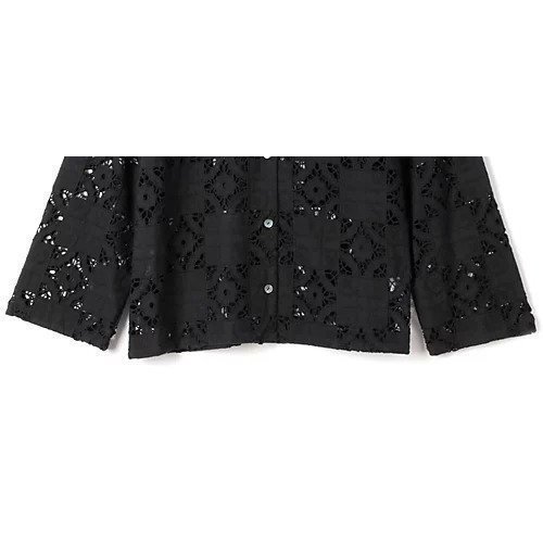 【スアデオ/suadeo】のコットンレースシャツ羽織 インテリア・キッズ・メンズ・レディースファッション・服の通販 founy(ファニー) 　ファッション　Fashion　レディースファッション　Fashion for Women　トップス・カットソー　Cut & Sew Tops　シャツ・ブラウス・オフィスカジュアル　Elegant Blouses & Button-Ups　インナー　Innerwear　春　Spring　キャミソール　Camisole, Spaghetti Strap Top　ギャザー　Gathered, Ruffled　ジャケット　Jacket, Outerwear　セットアップ　Set-Up, Coordinated Outfit　透かし　Cut-Out, Lacework　バランス　Balance, Style Balance　パッチワーク　Patchwork, Mixed Fabric　フロント　Front, Front Design　羽織　Haori, Light Jacket　モチーフ　Motif, Design Theme　リラックス　Relax, Relaxed Fit　レース　Lace, Lace Fabric　ロマンティック　Romantic, Feminine Style　ワイド　Wide, Wide Fit　ワーク　Workwear, Utility Style　S/S・春夏　SS, Spring/Summer, Warm Season　おすすめ　Recommended / Our Picks　夏　Summer　ブラック|ID: prp329100004411093 ipo3291000000034953646