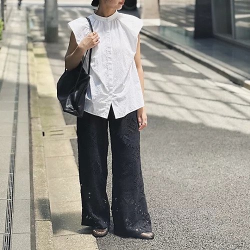 【スアデオ/suadeo】のコットンレースギャザーパンツ 人気、トレンドファッション・服の通販 founy(ファニー) ファッション Fashion レディースファッション Fashion for Women パンツ Pants & Trousers 春 Spring ギャザー Gathered, Ruffled ジャケット Jacket, Outerwear セットアップ Set-Up, Coordinated Outfit 透かし Cut-Out, Lacework パッチワーク Patchwork, Mixed Fabric フェミニン Feminine, Girly モチーフ Motif, Design Theme レース Lace, Lace Fabric ロマンティック Romantic, Feminine Style ワイド Wide, Wide Fit ワーク Workwear, Utility Style S/S・春夏 SS, Spring/Summer, Warm Season おすすめ Recommended / Our Picks 夏 Summer other-2|ID: prp329100004411130 ipo3291000000034956455