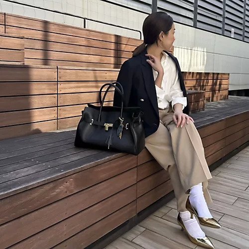 【ノーリーズ/NOLLEY'S】のひねりベルトレザートートバッグ 人気、トレンドファッション・服の通販 founy(ファニー) 　ファッション　Fashion　レディースファッション　WOMEN　バッグ　Bag　ベルト　Belts　シンプル　Simple　ジップ　Zip　スマート　Smart　財布　Wallet　ハンドバッグ　Handbag　フォルム　Form　ポケット　Pocket　ポーチ　Pouch　エレガント 上品　Elegant　ビジネス 仕事 通勤　Business　other-3|ID: prp329100004411143 ipo3291000000031713257