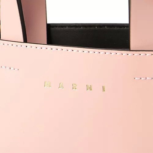 【マルニ/MARNI】のMUSEO BAG NANO 人気、トレンドファッション・服の通販 founy(ファニー) 　ファッション　Fashion　レディースファッション　WOMEN　2024年　2024　2024-2025秋冬・A/W　Aw/Autumn/Winter/Fw/Fall/2024-2025　コンパクト　Compact　ショルダー　Shoulder　スクエア　Square　ハンド　Hand　フォルム　Form　ポケット　Pocket　ラップ　Wrap　other-3|ID: prp329100004428756 ipo3291000000031261435