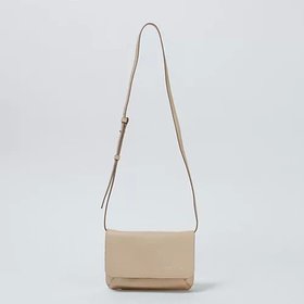 【マルニ/MARNI】 MENDING人気、トレンドファッション・服の通販 founy(ファニー) ファッション Fashion レディースファッション Fashion for Women クラッチ Clutch, Clutch Bag ハンド Hand, Handmade フラップ Flap, Flap Pocket フロント Front, Front Design ポシェット Pochette, Mini Bag マグネット Magnet, Magnetic Closure |ID:prp329100004428765