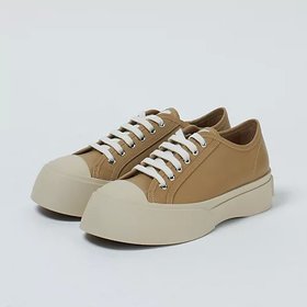 【マルニ/MARNI】 PABLOスニーカー人気、トレンドファッション・服の通販 founy(ファニー) ファッション Fashion レディースファッション Fashion for Women スニーカー Sneakers, Trainers フォルム Silhouette, Form ボーイズ Boyish, Boy Style ロンドン London Style, British Inspired 人気 Popular, Best Seller 定番 Standard, Basic Item |ID:prp329100004428773