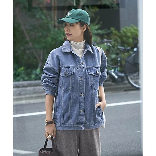 【スタイルデリ/STYLE DELI】のゆったりフォルムハイブリーチGジャン インテリア・キッズ・メンズ・レディースファッション・服の通販 founy(ファニー) https://founy.com/ ファッション Fashion レディースファッション WOMEN アウター Coat Outerwear サロペット Overalls シルバー Silver ジャケット Jacket スリット Slit ダウン Down デニム Denim フロント Front ブリーチ Bleach ポケット Pocket |ID: prp329100004433827 ipo3291000000030971387