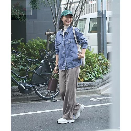 【スタイルデリ/STYLE DELI】のゆったりフォルムハイブリーチGジャン 人気、トレンドファッション・服の通販 founy(ファニー) 　ファッション　Fashion　レディースファッション　WOMEN　アウター　Coat Outerwear　サロペット　Overalls　シルバー　Silver　ジャケット　Jacket　スリット　Slit　ダウン　Down　デニム　Denim　フロント　Front　ブリーチ　Bleach　ポケット　Pocket　other-2|ID: prp329100004433827 ipo3291000000031259965