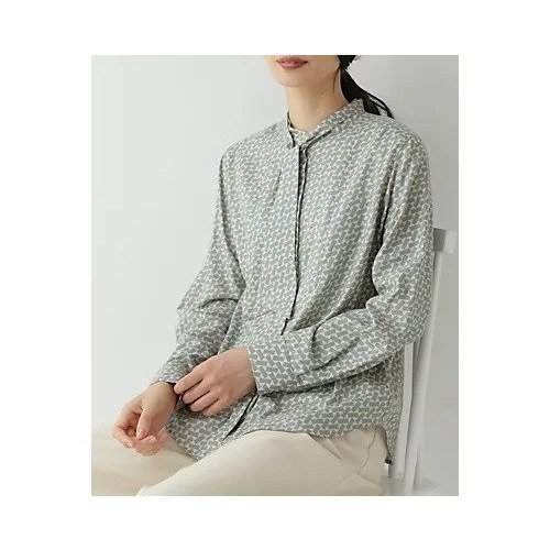 【ヒューマンウーマン/HUMAN WOMAN】のジオメトリックプリントブラウス 人気、トレンドファッション・服の通販 founy(ファニー) 　ファッション　Fashion　レディースファッション　WOMEN　トップス・カットソー　Tops/Tshirt　シャツ/ブラウス　Shirts/Blouses　おすすめ　Recommend　インナー　Inner　スタンダード　Standard　バランス　Balance　プリント　Print　ボトム　Bottom　エレガント 上品　Elegant　羽織　Haori　 other-1|ID: prp329100004434933 ipo3291000000031011611