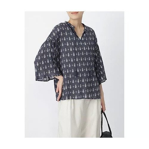 【ヒューマンウーマン/HUMAN WOMAN】のインドプリントブラウス インテリア・キッズ・メンズ・レディースファッション・服の通販 founy(ファニー) https://founy.com/ ファッション Fashion レディースファッション WOMEN トップス・カットソー Tops/Tshirt シャツ/ブラウス Shirts/Blouses インド India シャーリング Shirring スピンドル Spindle デニム Denim フレアースリーブ Flared Sleeves プリント Print ボトム Bottom ワッシャー Washer 夏 Summer |ID: prp329100004435296 ipo3291000000030981619