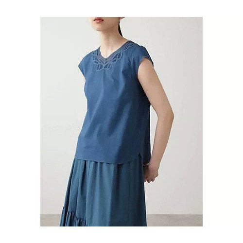 【ヒューマンウーマン/HUMAN WOMAN】のバテンレースブラウス インテリア・キッズ・メンズ・レディースファッション・服の通販 founy(ファニー) https://founy.com/ ファッション Fashion レディースファッション WOMEN トップス・カットソー Tops/Tshirt シャツ/ブラウス Shirts/Blouses インナー Inner コンパクト Compact スリーブ Sleeve ドッキング Docking フレンチ French 羽織 Haori |ID: prp329100004435356 ipo3291000000031012348