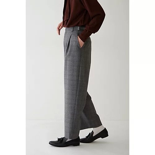 【ヒューマンウーマン/HUMAN WOMAN】の千鳥チェックセミワイドパンツ インテリア・キッズ・メンズ・レディースファッション・服の通販 founy(ファニー) https://founy.com/ ファッション Fashion レディースファッション WOMEN パンツ Pants おすすめ Recommend イエロー Yellow クロップド Cropped ショート Short スタンダード Standard スニーカー Sneakers チェック Check モノトーン Monotone 無地 Plain Color |ID: prp329100004435778 ipo3291000000030983871
