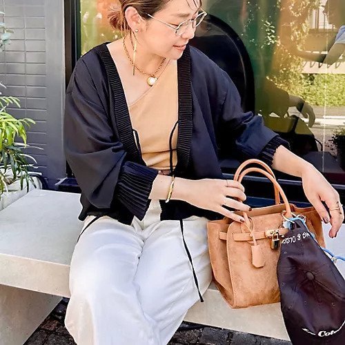 【リエミラー/Rie Miller】のプリーツカラー2WAYブラウス 人気、トレンドファッション・服の通販 founy(ファニー) 　ファッション　Fashion　レディースファッション　Fashion for Women　トップス・カットソー　Cut & Sew Tops　シャツ・ブラウス・オフィスカジュアル　Elegant Blouses & Button-Ups　2025年　2025　2025春夏・S/S　Spring/Summer 2025 SS25　バルーン　Balloon, Balloon Silhouette　プリーツ　Pleats, Pleated　秋　Autumn　 other-1|ID: prp329100004452927 ipo3291000000034068296