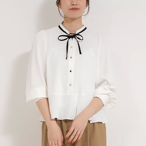 【ノーリーズソフィー/NOLLEY'S sophi】のペプラムリボンブラウス インテリア・キッズ・メンズ・レディースファッション・服の通販 founy(ファニー) 　ファッション　Fashion　レディースファッション　WOMEN　トップス・カットソー　Tops/Tshirt　シャツ/ブラウス　Shirts/Blouses　2025年　2025　2025春夏・S/S　Ss,Spring/Summer,2025　おすすめ　Recommend　シンプル　Simple　スキッパー　Skipper　タイトスカート　Tight Skirt　バランス　Balance　リボン　Ribbon　エレガント 上品　Elegant　ビジネス 仕事 通勤　Business　オフホワイト|ID: prp329100004452930 ipo3291000000031712350