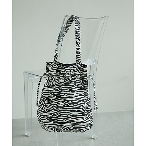 【ウィムガゼット/Whim Gazette】の【THE PAUSE】アニマルトートBAG インテリア・キッズ・メンズ・レディースファッション・服の通販 founy(ファニー) 　ファッション　Fashion　レディースファッション　Fashion for Women　バッグ　Bags　アニマル　Animal Print　ヴィンテージ　Vintage Style　グラデーション　Gradient, Ombre　巾着　Drawstring Bag, Kinchaku　トレンド　Trend, Trending Now　フェミニン　Feminine, Girly　メッシュ　Mesh, Net Fabric　ワーク　Workwear, Utility Style　おすすめ　Recommended / Our Picks　ブラック|ID: prp329100004458582 ipo3291000000031210033