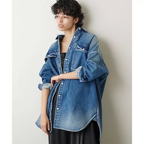【ウィムガゼット/Whim Gazette】のデニムBIGシャツワンピース 人気、トレンドファッション・服の通販 founy(ファニー) 　ファッション　Fashion　レディースファッション　WOMEN　ワンピース　Dress　シャツワンピース　Shirt Dresses　グラデーション　Gradation　シンプル　Simple　ストーン　Stone　デニム　Denim　定番　Standard　人気　Popularity　ビッグ　Big　フラップ　Flap　ポケット　Pocket　リアル　Real　2022年　2022　2022 春夏 S/S　Ss,Spring/Summer,2022　おすすめ　Recommend　other-2|ID: prp329100004458628 ipo3291000000031237007