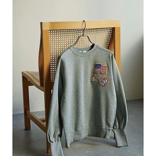 【ウィムガゼット/Whim Gazette】のワッペンSETスウェット2 インテリア・キッズ・メンズ・レディースファッション・服の通販 founy(ファニー) 　ファッション　Fashion　レディースファッション　Fashion for Women　トップス・カットソー　Cut & Sew Tops　レディースパーカー・カジュアルフーディー　Casual Hoodies & Sweatshirts　スウェット・クルーネックトップス　Sweatshirts & Crewnecks / Relaxed Fit Sweat Tops　ヴィンテージ　Vintage Style　吸水　Absorbent, Quick-Dry　スウェット / スエット　Sweatshirt, Sweatwear　タオル　Towel, Bath Towel　定番　Standard, Basic Item　フェミニン　Feminine, Girly　ロング　Long, Long-Length　2022年　2022　2022 春夏 S/S　Spring/Summer 2022 SS22　おすすめ　Recommended / Our Picks　グレー|ID: prp329100004458680 ipo3291000000031210297