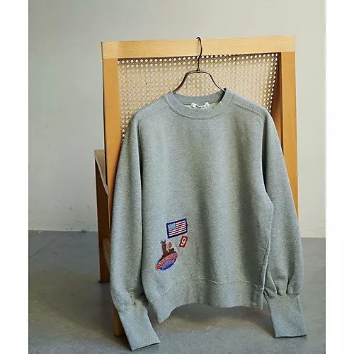 【ウィムガゼット/Whim Gazette】のワッペンSETスウェット2 インテリア・キッズ・メンズ・レディースファッション・服の通販 founy(ファニー) 　ファッション　Fashion　レディースファッション　Fashion for Women　トップス・カットソー　Cut & Sew Tops　レディースパーカー・カジュアルフーディー　Casual Hoodies & Sweatshirts　スウェット・クルーネックトップス　Sweatshirts & Crewnecks / Relaxed Fit Sweat Tops　ヴィンテージ　Vintage Style　吸水　Absorbent, Quick-Dry　スウェット / スエット　Sweatshirt, Sweatwear　タオル　Towel, Bath Towel　定番　Standard, Basic Item　フェミニン　Feminine, Girly　ロング　Long, Long-Length　2022年　2022　2022 春夏 S/S　Spring/Summer 2022 SS22　おすすめ　Recommended / Our Picks　グレーその他1|ID: prp329100004458680 ipo3291000000031210305