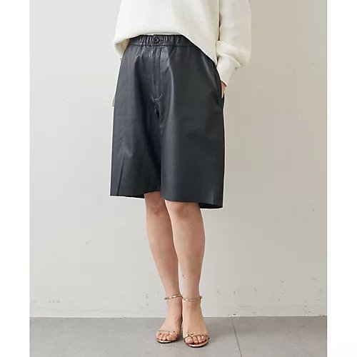【ウィムガゼット/Whim Gazette】の【SEEALL】レザーショートパンツ インテリア・キッズ・メンズ・レディースファッション・服の通販 founy(ファニー) https://founy.com/ ファッション Fashion レディースファッション WOMEN パンツ Pants ハーフ / ショートパンツ Short Pants イタリア Italy トレンド Trend ハンド Hand ハーフ Half ロング Long 2022年 2022 2022 春夏 S/S Ss,Spring/Summer,2022 |ID: prp329100004458696 ipo3291000000031210362