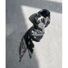 【ウィムガゼット/Whim Gazette】の【THROW】VINTAGE バンダナ 人気、トレンドファッション・服の通販 founy(ファニー) ファッション Fashion レディースファッション Fashion for Women ヴィンテージ Vintage Style シンプル Simple, Minimal スカーフ Scarf, Neckwear ストール Stole, Wrap バンダナ Bandana, Head Scarf パッチワーク Patchwork, Mixed Fabric ブランケット Blanket, Throw Blanket モダン Modern, Contemporary ユーズド Used, Vintage-Look 2022年 2022 2022 春夏 S/S Spring/Summer 2022 SS22 おすすめ Recommended / Our Picks 日本製 Made In Japan thumbnail ブラック|ID: prp329100004458734 ipo3291000000031210459