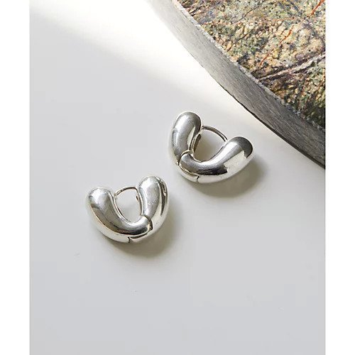 【ウィムガゼット/Whim Gazette】の【CAROMA】MAGATAMA SNAP ピアス インテリア・キッズ・メンズ・レディースファッション・服の通販 founy(ファニー) https://founy.com/ ファッション Fashion レディースファッション Fashion for Women アクセサリー Fashion Accessories オーガニック Organic Cotton シルバー Silver, Metallic Silver ジュエリー Jewelry, Accessories スタンダード Standard, Basic スペシャル Special, Limited Edition フィット Fit, Slim Fit フォルム Silhouette, Form 別注 Limited Edition, Custom Order モチーフ Motif, Design Theme 2022年 2022 2022 春夏 S/S Spring/Summer 2022 SS22 エレガント 上品 Elegant |ID: prp329100004458791 ipo3291000000031210621