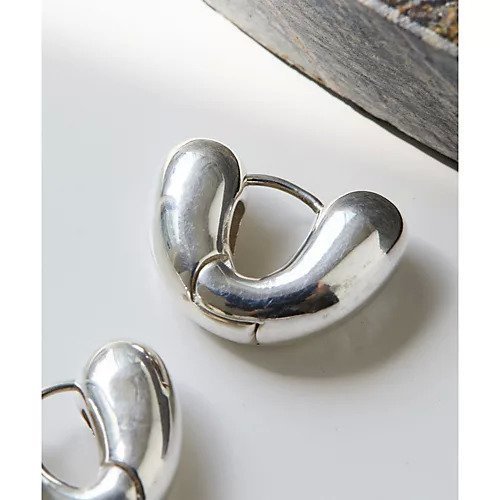 【ウィムガゼット/Whim Gazette】の【CAROMA】MAGATAMA SNAP ピアス 人気、トレンドファッション・服の通販 founy(ファニー) 　ファッション　Fashion　レディースファッション　Fashion for Women　アクセサリー　Fashion Accessories　オーガニック　Organic Cotton　シルバー　Silver, Metallic Silver　ジュエリー　Jewelry, Accessories　スタンダード　Standard, Basic　スペシャル　Special, Limited Edition　フィット　Fit, Slim Fit　フォルム　Silhouette, Form　別注　Limited Edition, Custom Order　モチーフ　Motif, Design Theme　2022年　2022　2022 春夏 S/S　Spring/Summer 2022 SS22　エレガント 上品　Elegant　other-2|ID: prp329100004458791 ipo3291000000031237337