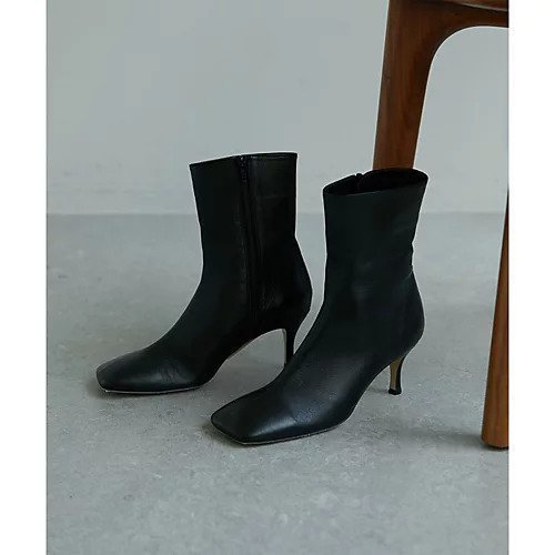 【ウィムガゼット/Whim Gazette】の【2.718】ワイドスクエアブーツ インテリア・キッズ・メンズ・レディースファッション・服の通販 founy(ファニー) https://founy.com/ ファッション Fashion レディースファッション Fashion for Women ショート Short, Short Length シンプル Simple, Minimal スクエア Square, Square Shape ハンド Hand, Handmade 別注 Limited Edition, Custom Order ワイド Wide, Wide Fit 2022年 2022 2022-2023秋冬・A/W Autumn/Winter 2022–23 AW22–23 エレガント 上品 Elegant |ID: prp329100004458903 ipo3291000000031210931