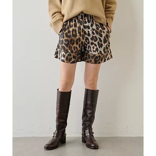 【ウィムガゼット/Whim Gazette】の【GANNI】レオパードパンツ 人気、トレンドファッション・服の通販 founy(ファニー) 　ファッション　Fashion　レディースファッション　Fashion for Women　パンツ　Pants & Trousers　カラフル　Colorful Design　コレクション　Collection, Seasonal Line　今季　This Season, Current Season　ショート　Short, Short Length　タイツ　Tights, Legwear　ニューヨーク　New York, NYC Style　プリント　Print, Printed Pattern　レオパード　Leopard, Animal Print　ロング　Long, Long-Length　ロンドン　London Style, British Inspired　2022年　2022　2022-2023秋冬・A/W　Autumn/Winter 2022–23 AW22–23　 other-1|ID: prp329100004458907 ipo3291000000031210943