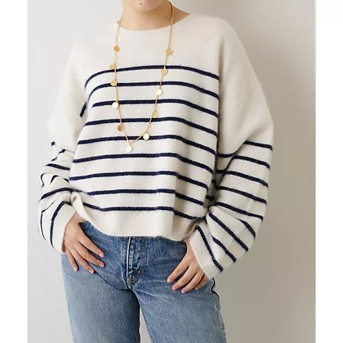 【ウィムガゼット/Whim Gazette】のファーボーダープルオーバー 人気、トレンドファッション・服の通販 founy(ファニー) 　ファッション　Fashion　レディースファッション　WOMEN　トップス・カットソー　Tops/Tshirt　プルオーバー　Pullover　2022年　2022　2022-2023秋冬・A/W　Aw/Autumn/Winter//Fw/Fall-Winter/2022-2023　おすすめ　Recommend　ショルダー　Shoulder　スリーブ　Sleeve　ドロップ　Drop　バスク　Basque　フォックス　Fox　ボトム　Bottom　ラグジュアリー　Luxury　ワイド　Wide　 other-1|ID: prp329100004458981 ipo3291000000031211154