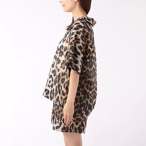 【ウィムガゼット/Whim Gazette】の【GANNI】レオパードシャツ 人気、トレンドファッション・服の通販 founy(ファニー) 　ファッション　Fashion　レディースファッション　Fashion for Women　トップス・カットソー　Cut & Sew Tops　シャツ・ブラウス・オフィスカジュアル　Elegant Blouses & Button-Ups　インナー　Innerwear　春　Spring　カラフル　Colorful Design　コレクション　Collection, Seasonal Line　コンパクト　Compact, Small Size　タートル　Turtleneck, Turtle Collar　デコルテ　Décolleté, Neckline　ニューヨーク　New York, NYC Style　バランス　Balance, Style Balance　プリント　Print, Printed Pattern　ポケット　Pocket, Pocket Detail　レオパード　Leopard, Animal Print　ロンドン　London Style, British Inspired　A/W・秋冬　Autumn/Winter　2022年　2022　S/S・春夏　SS, Spring/Summer, Warm Season　2022-2023秋冬・A/W　Autumn/Winter 2022–23 AW22–23　夏　Summer　other-2|ID: prp329100004459015 ipo3291000000031237750