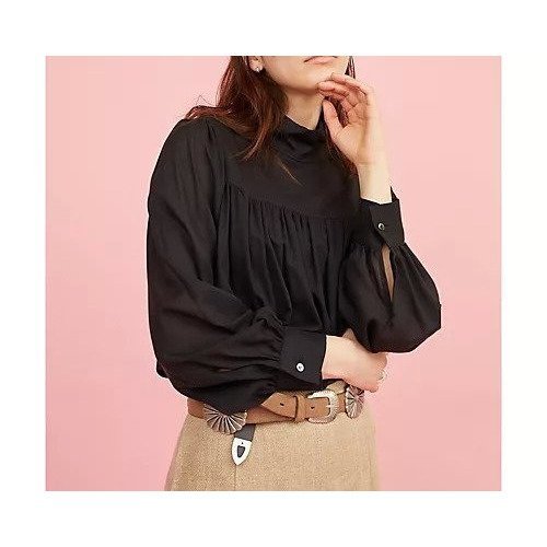 【ウィムガゼット/Whim Gazette】のレーヨンギャザーブラウス 人気、トレンドファッション・服の通販 founy(ファニー) 　ファッション　Fashion　レディースファッション　Fashion for Women　トップス・カットソー　Cut & Sew Tops　シャツ・ブラウス・オフィスカジュアル　Elegant Blouses & Button-Ups　2022年　2022　2022 春夏 S/S　Spring/Summer 2022 SS22　ギャザー　Gathered, Ruffled　スタンド　Stand Collar, Upright Stand　ハイネック　High Neck, Mock Neck　ヨーク　Yoke, Yoke Design　リラックス　Relax, Relaxed Fit　エレガント 上品　Elegant　other-2|ID: prp329100004459085 ipo3291000000031237812